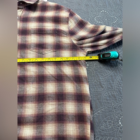 Arizona Men’s Purple Plaid Button Down Flannel Shirt NWT Size Medium - Picture 7 of 9